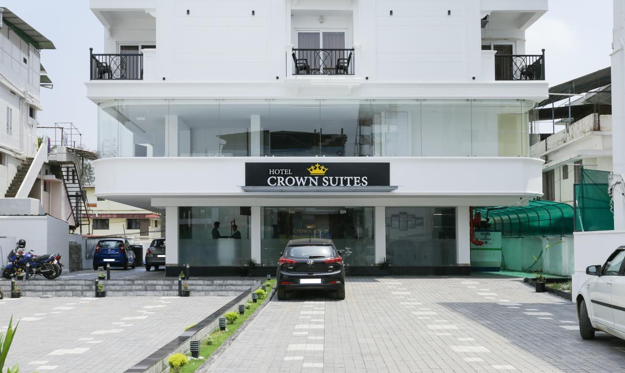 Hotel Crown Suites Kochi Exterior photo